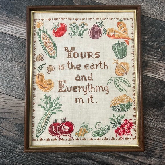 Vintage 60’s Cross Stitched Embroidered Wall Art with Vegetables Kitchen Home - Picture 1 of 7